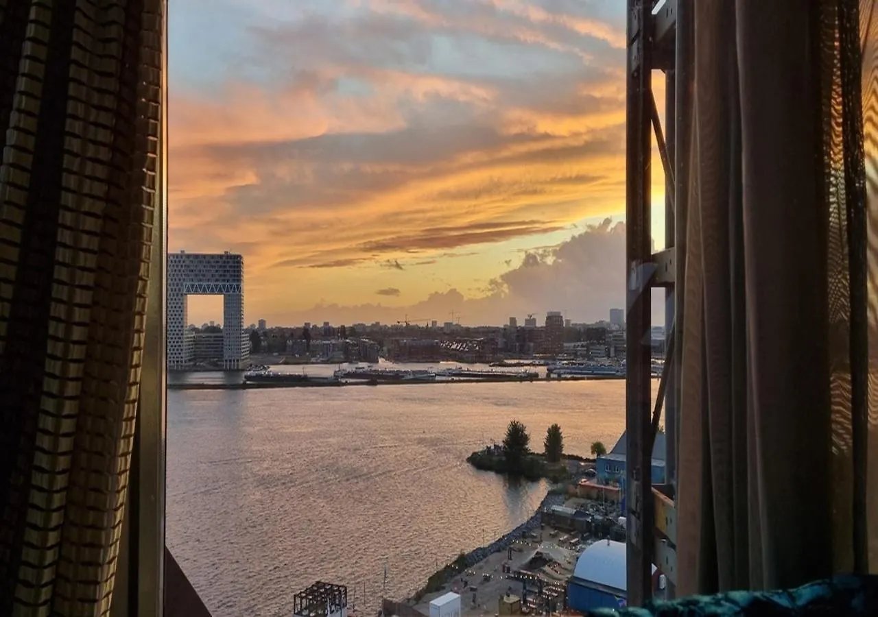 Crane Hotel Faralda
